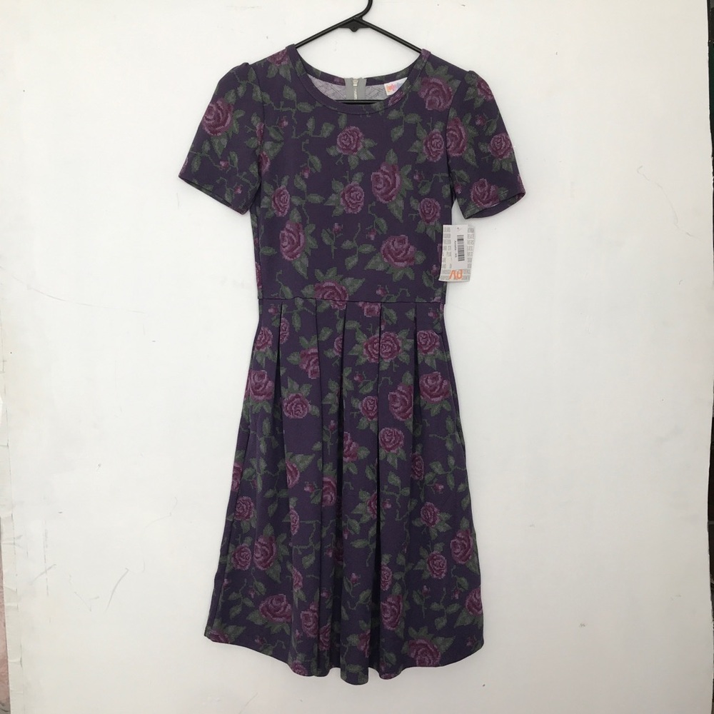 Lularoe Rose Floral Amelia new with tags